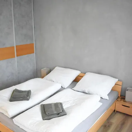 Apartman So Zahradkou Arboria Trnava Exterior photo